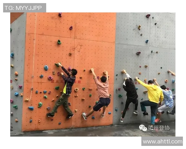 杭州街舞队在攀岩联赛中的拼搏历程与成长故事分享